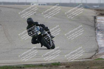 media/Nov-29-2025-TrackDaz (Sat) [[10ae2d9bce]]/B Group/Session 3 (Outside Grapevine)/